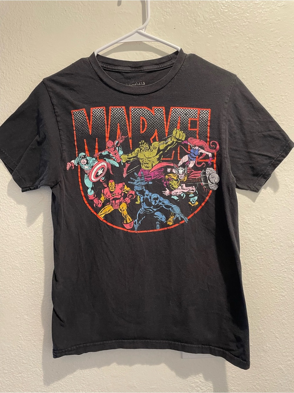 🔥 Marvel Black Graphic Tee Avengers Short Sleeve Cotton Men's Size S 🔥